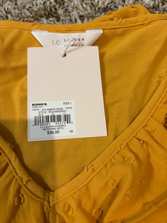 NWT-LC Lauren Conrad yellow Ruffle V-Neck Sleeveless Top - Large - Picture 7 of 7